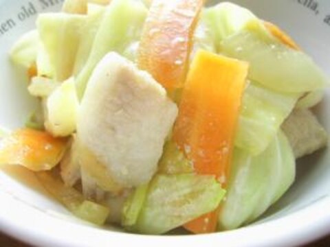 めんつゆの素で味付け　春野菜炒め